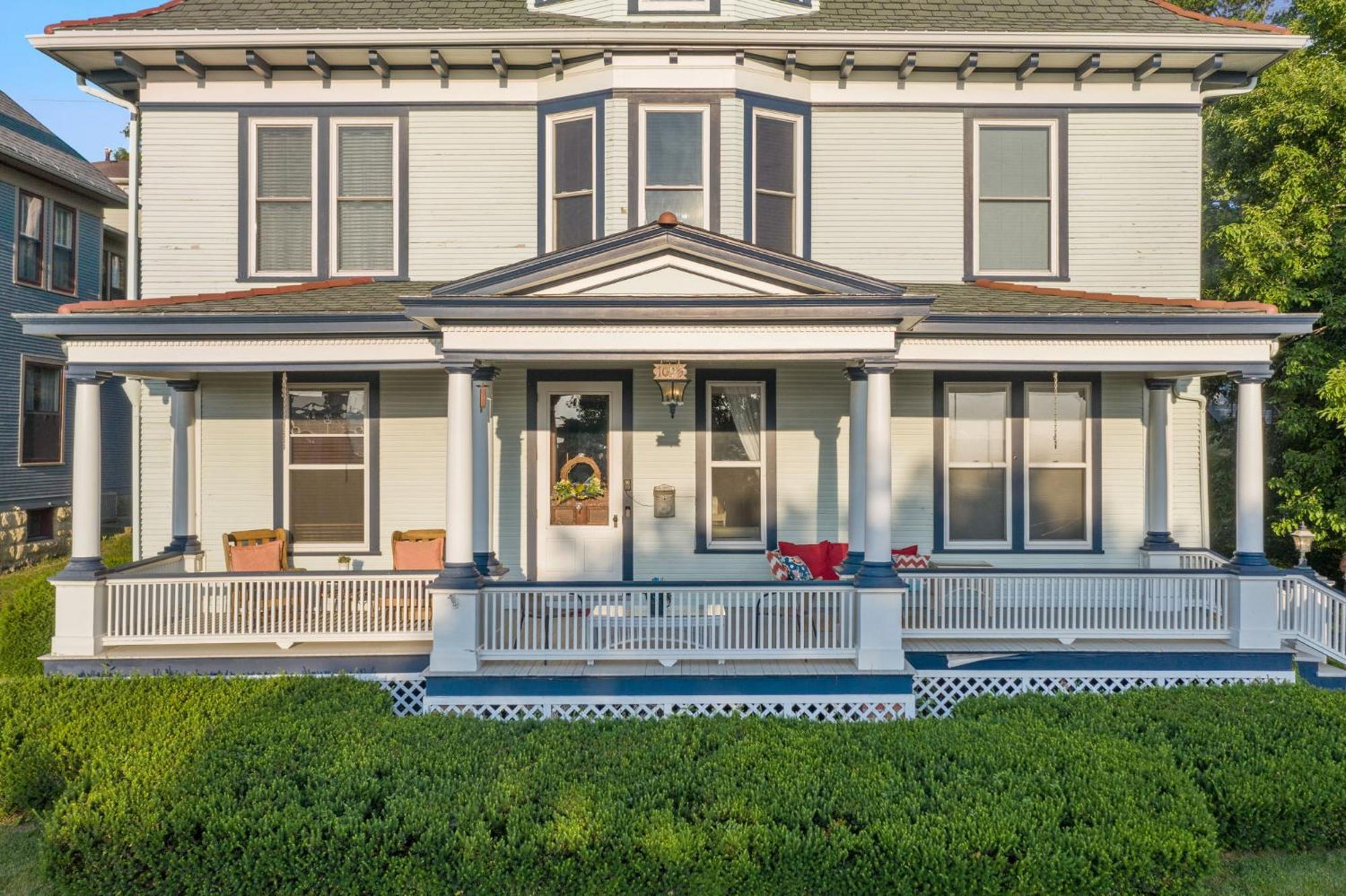 Dubuque'S Front Porch, Historic Charmer, Walk Downtown Екстер'єр фото